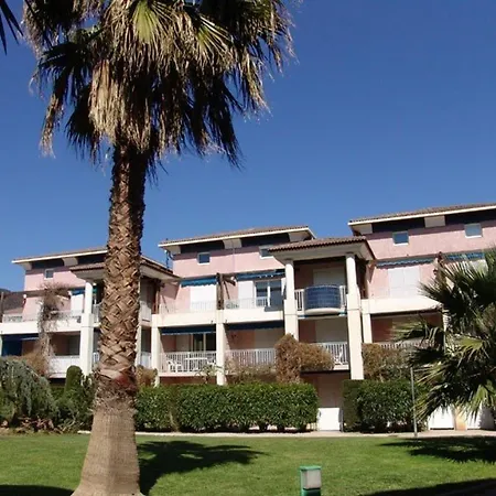 Duplex Avec Terrasse, 2 Chambres, Parking Privé à 2 Min De La - Fr-1-251-569 *