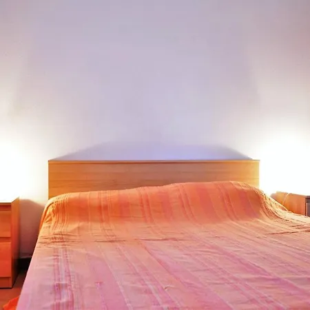 Duplex Avec Terrasse, 2 Chambres, Parking Privé à 2 Min De La - Fr-1-251-569 Le Lavandou