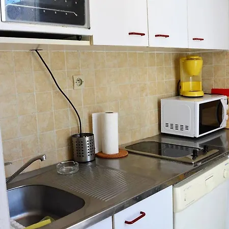Duplex Avec Terrasse, 2 Chambres, Parking Privé à 2 Min De La - Fr-1-251-569 Appartamento
